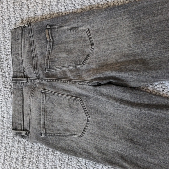 WHBM 2L high-rise straight stretch jeans, excellent condition - Picture 2 of 3